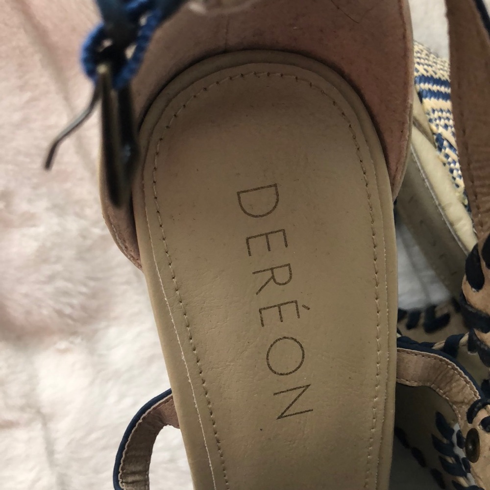 Shoes - Picture 4 of 4